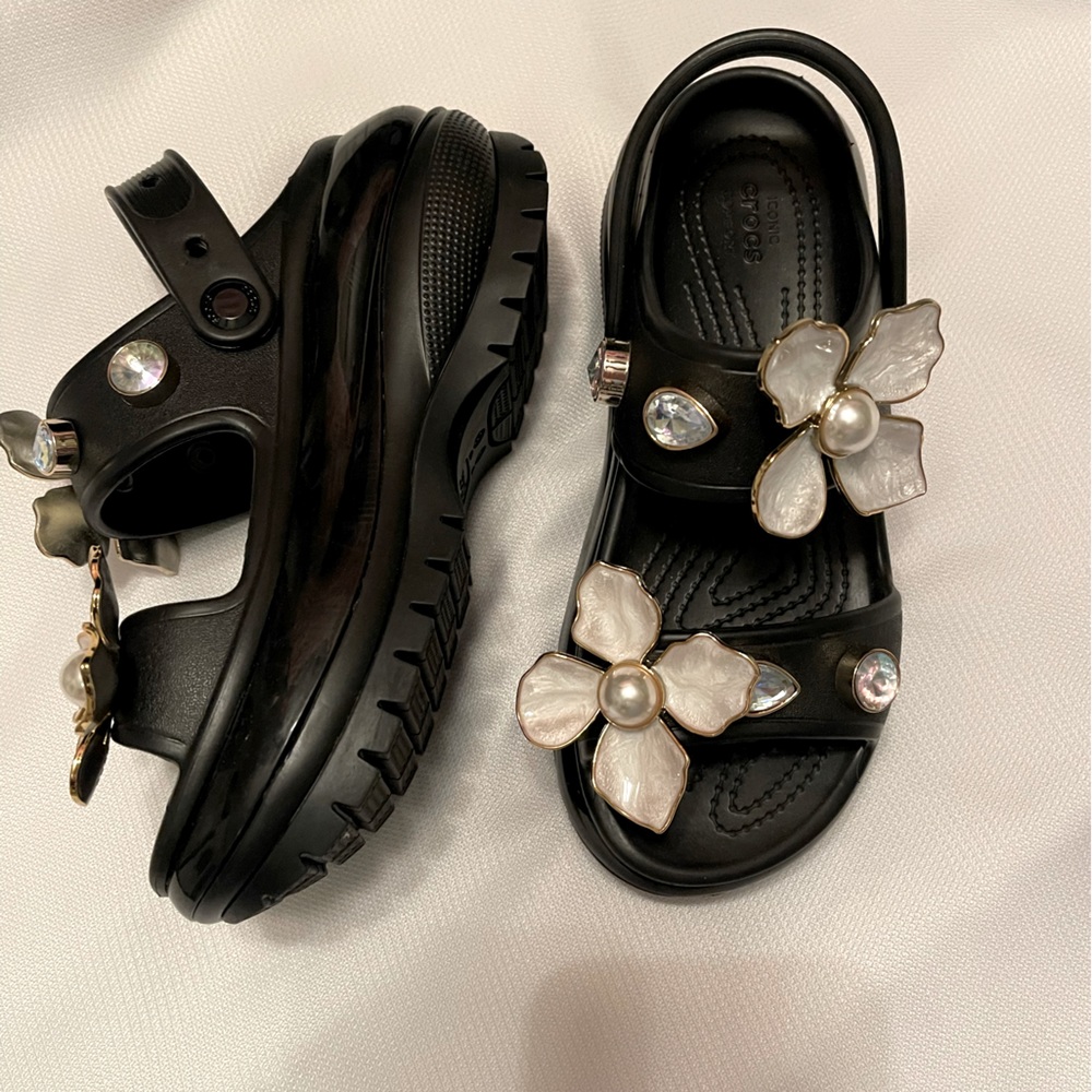 Croc Mega Crush Platform Sandals